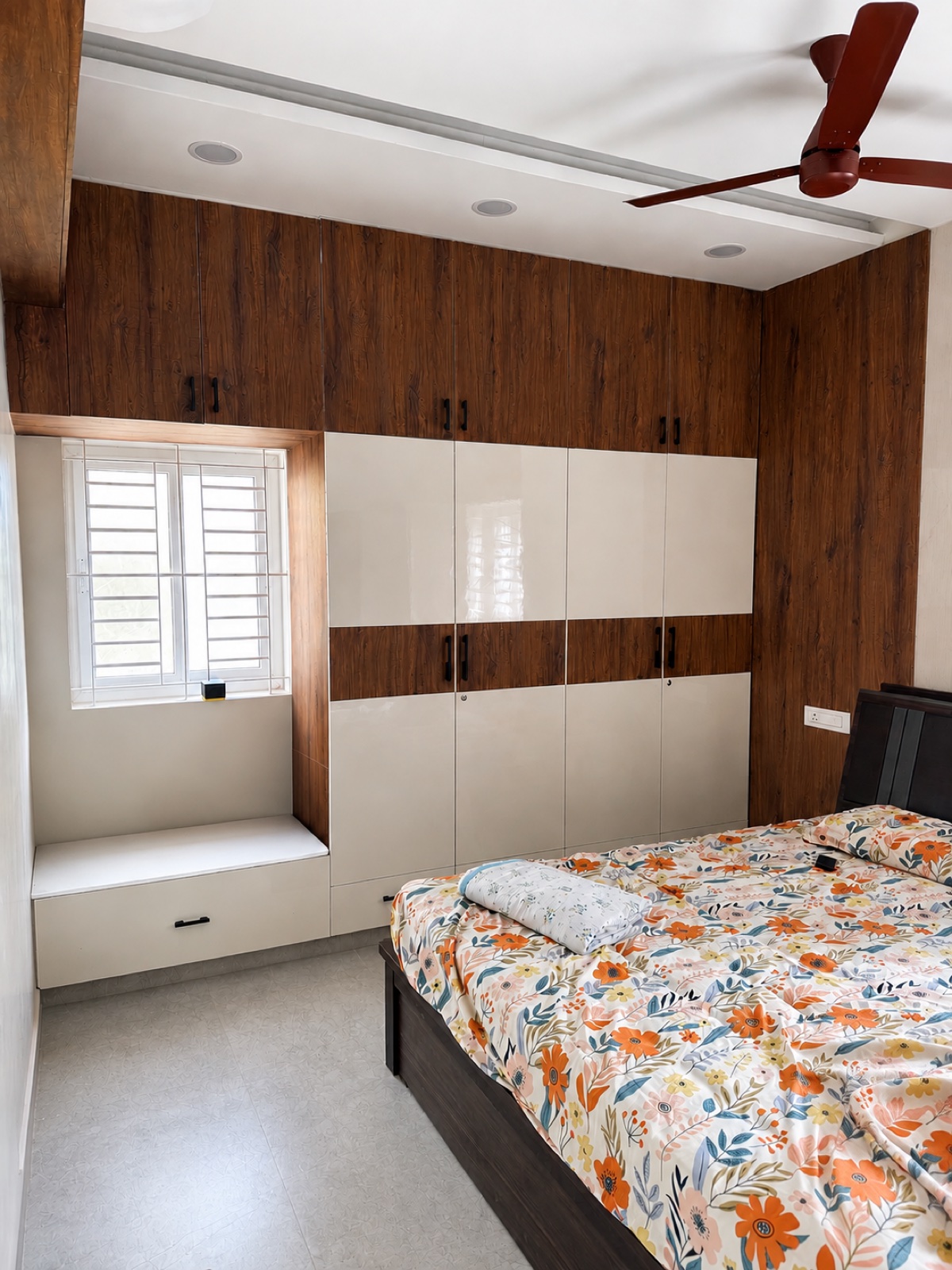 Bedrooms & Master Suites